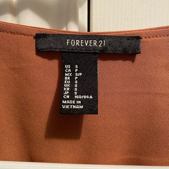 Brown V Neck Dress - Picture 4 of 4